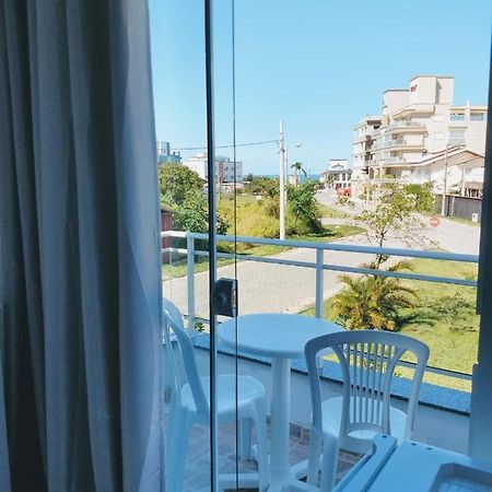 ホテル Residencial Dona Duda ボンビーニャス エクステリア 写真